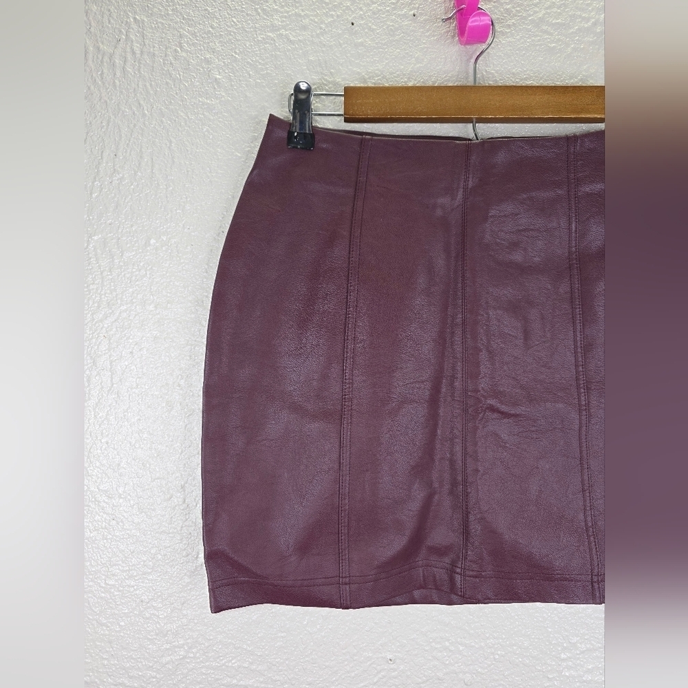 Jolt Nordstrom Faux Vegan Leather Burgundy Mini Elegant Burgundy Leather Skirt 7 - Picture 3 of 16